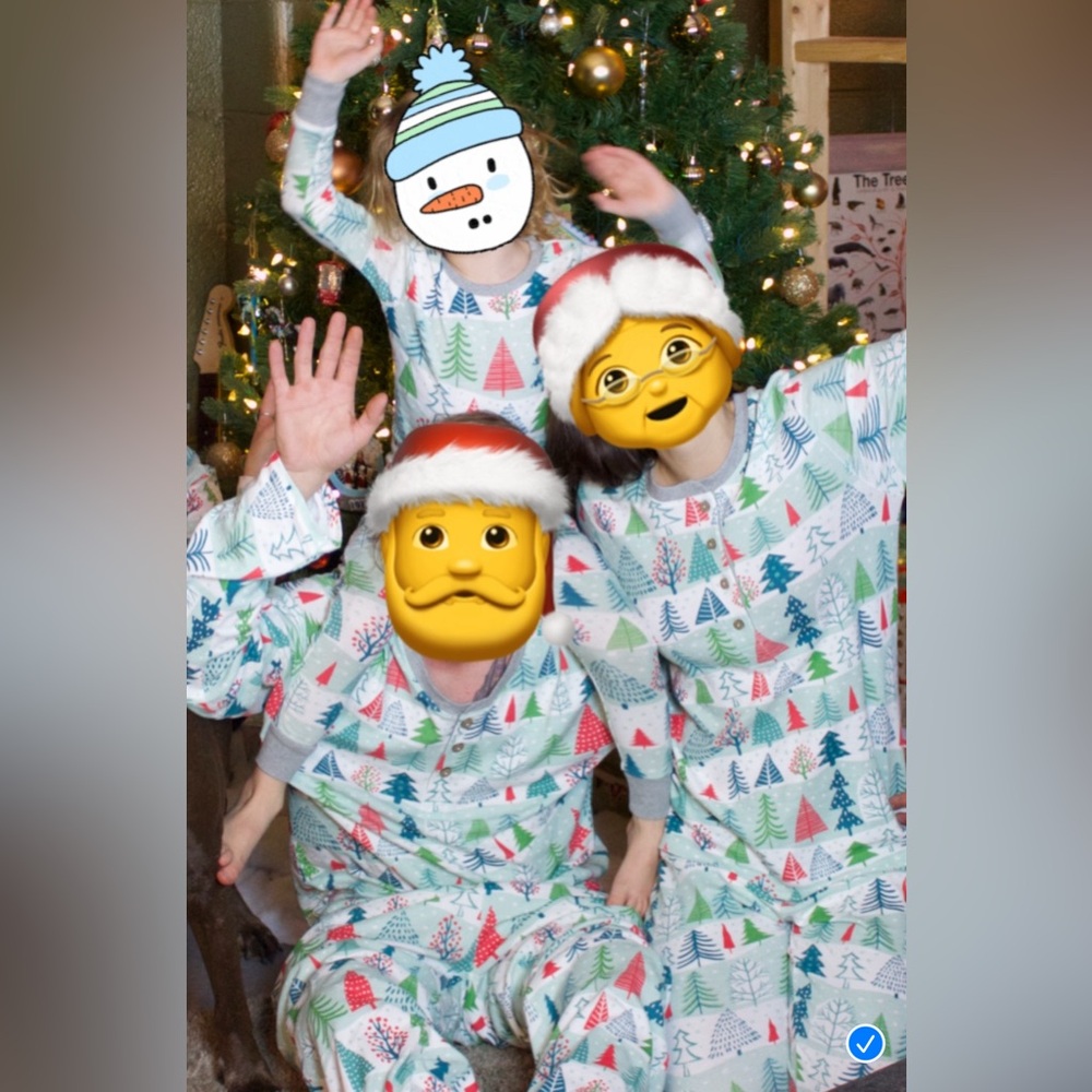 Set: Family Christmas Pajama Outfit - Honest